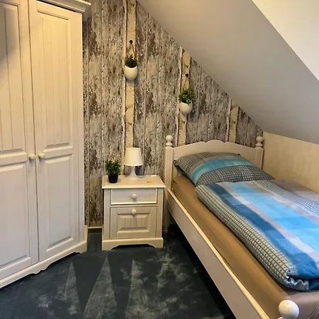 Hecker Hof بيت ضيافة *